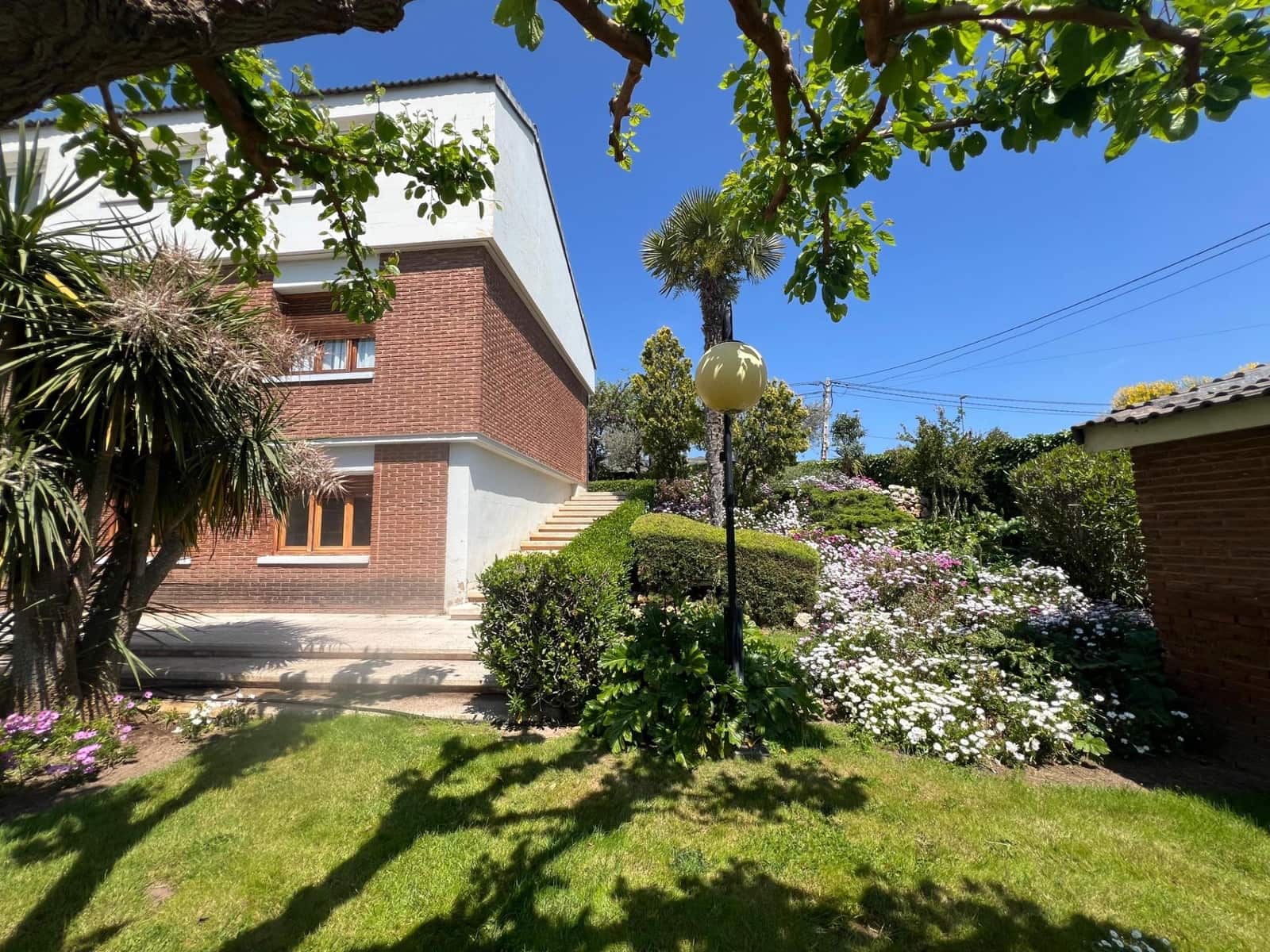 14 Zimmer Villa zu verkaufen in Arnedo mit Pool Garage - 950.000 € (Ref: 10173850)