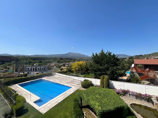 14 bedroom Villa for sale in Arnedo with pool garage - € 950,000 (Ref: 10173850)