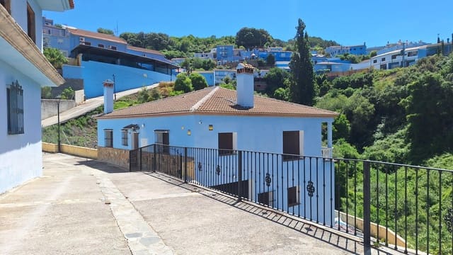 5 bedroom Villa for sale in Júzcar with garage - € 385,000 (Ref: 10177387)