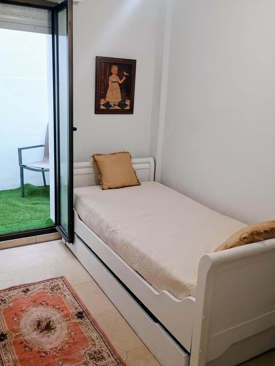 2 sovrum Lägenhet till salu i Huelva stad - 260 000 € (Ref: 10180799)
