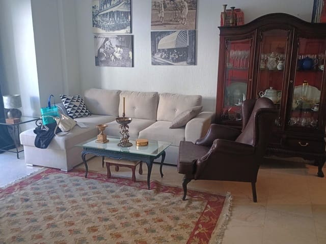 2 slaapkamer Flat te koop in Huelva stad - € 260.000 (Ref: 10180799)