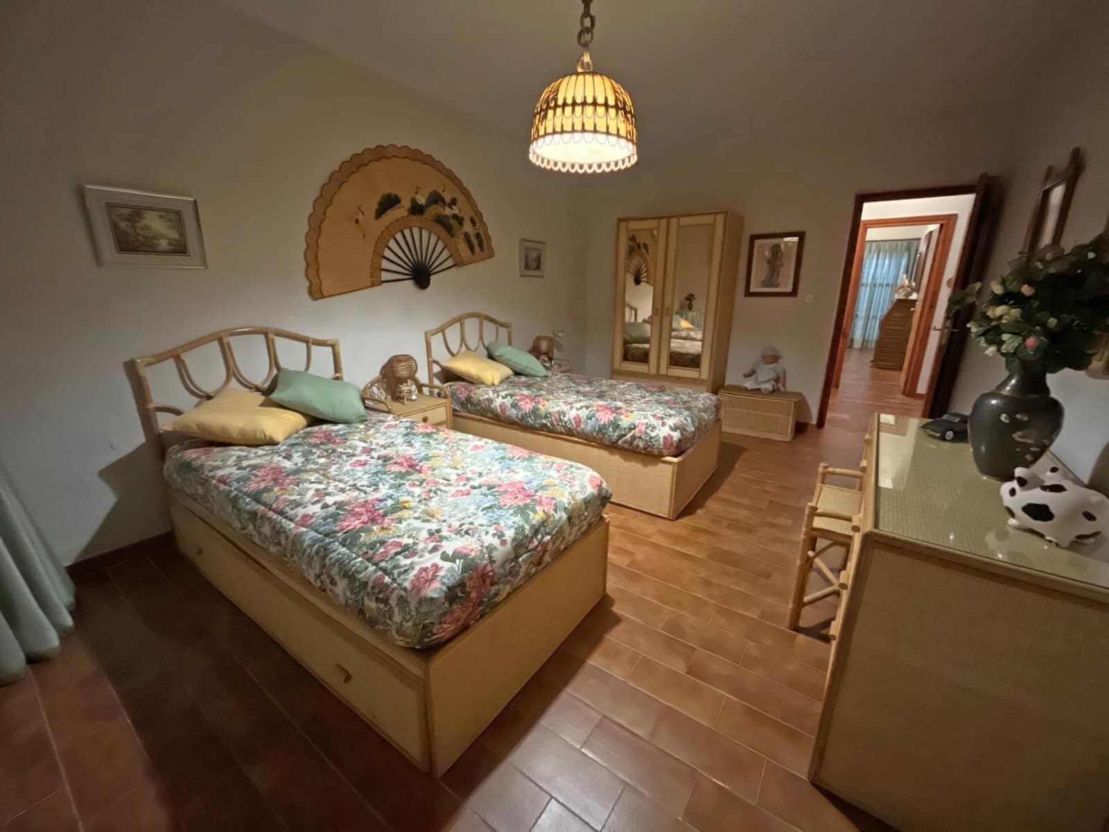 Chalet de 6 habitaciones en Tudela de Duero en venta con piscina garaje - 620.000 € (Ref: 10184853)