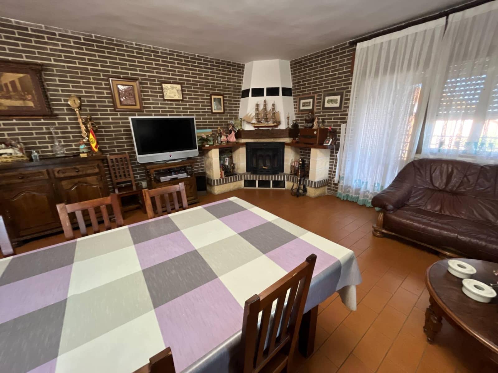 Chalet de 6 habitaciones en Tudela de Duero en venta con piscina garaje - 620.000 € (Ref: 10184853)