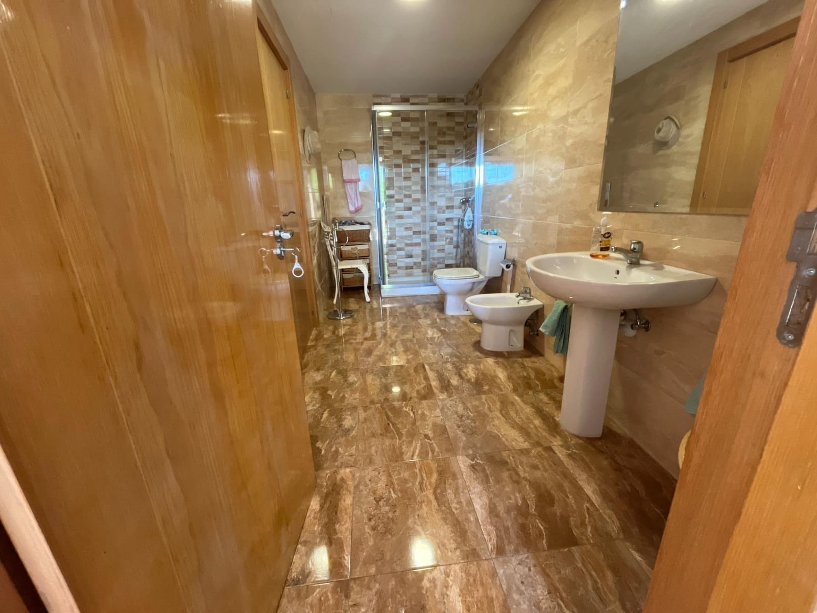 Chalet de 6 habitaciones en Tudela de Duero en venta con piscina garaje - 620.000 € (Ref: 10184853)