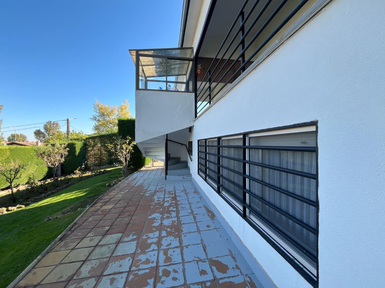 Chalet de 6 habitaciones en Tudela de Duero en venta con piscina garaje - 620.000 € (Ref: 10184853)