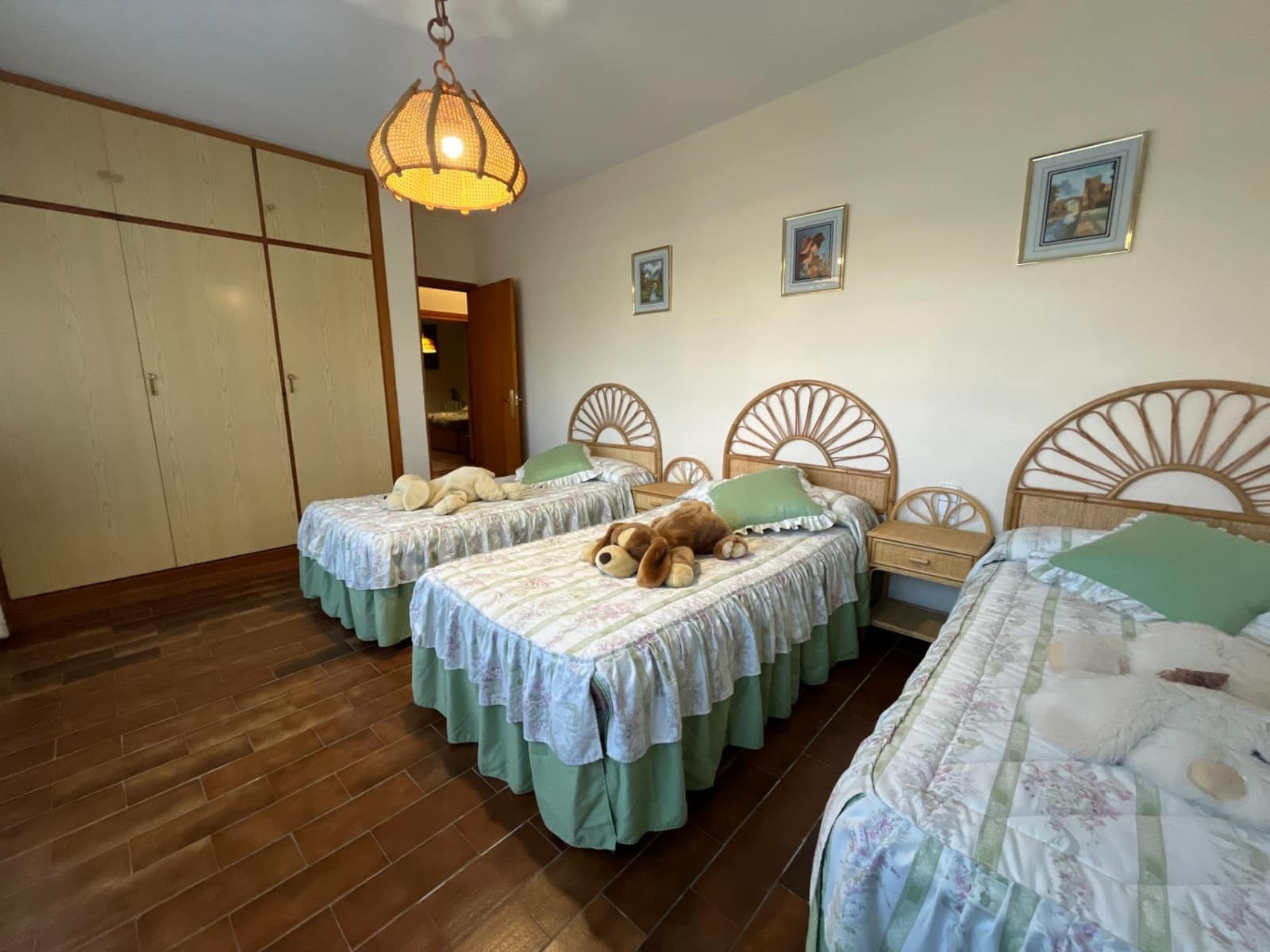 Chalet de 6 habitaciones en Tudela de Duero en venta con piscina garaje - 620.000 € (Ref: 10184853)