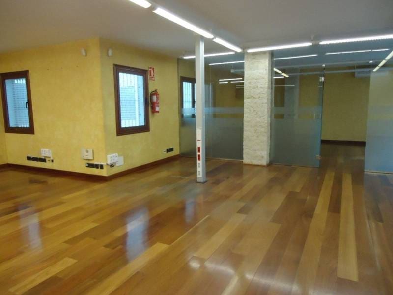 Kontor til salg i Las Palmas de Gran Canaria med garage - € 420.000 (Ref: 9119159)