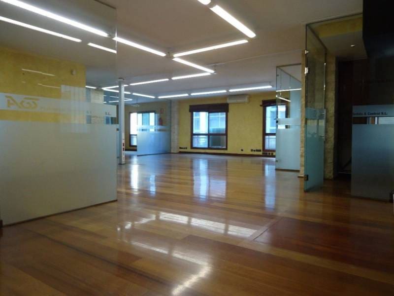 Kontor til salg i Las Palmas de Gran Canaria med garage - € 420.000 (Ref: 9119159)