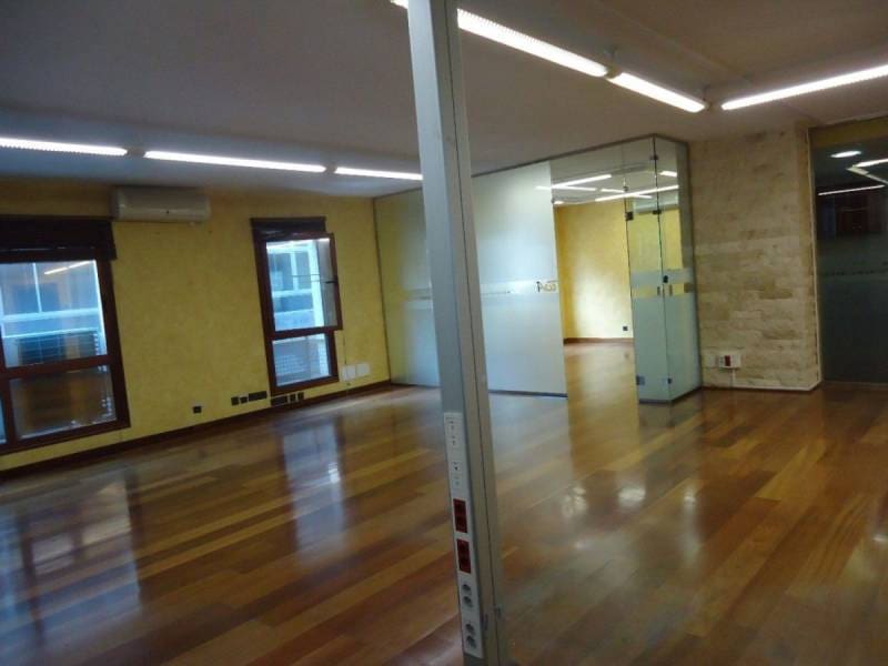 Kontor til salg i Las Palmas de Gran Canaria med garage - € 420.000 (Ref: 9119159)