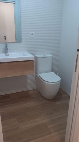 Office for rent in Las Palmas de Gran Canaria - € 500 (Ref: 9119161)