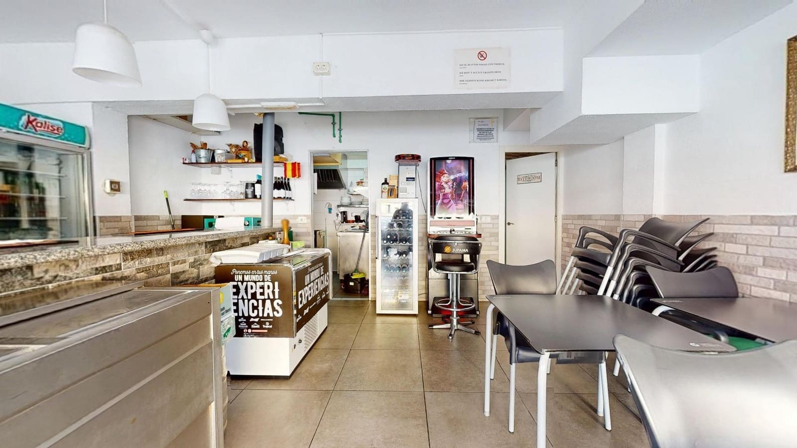 Kaupallinen myytävänä paikassa San Bartolome de Tirajana - 149 000 € (Ref: 9119182)