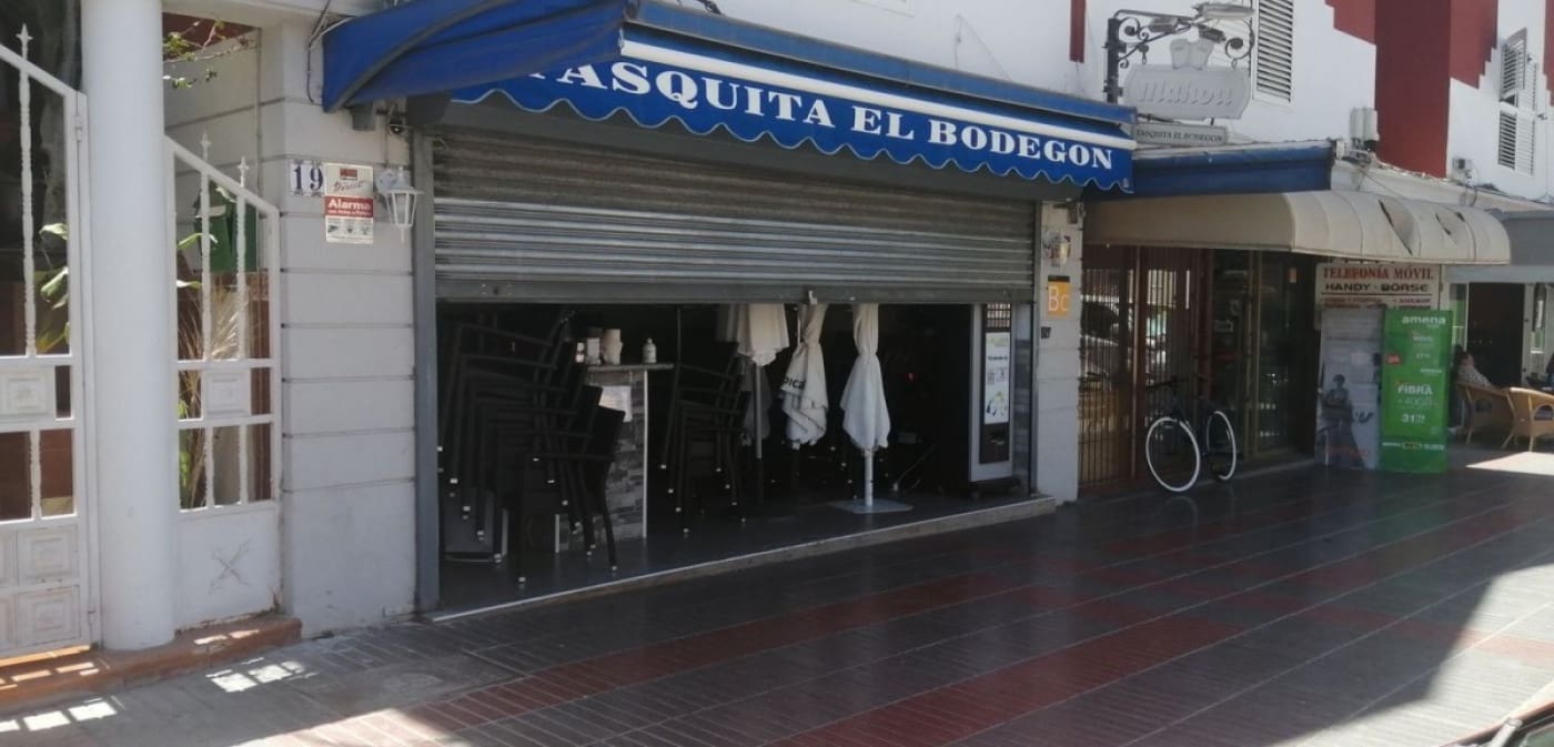 Kaupallinen myytävänä paikassa San Bartolome de Tirajana - 149 000 € (Ref: 9119182)