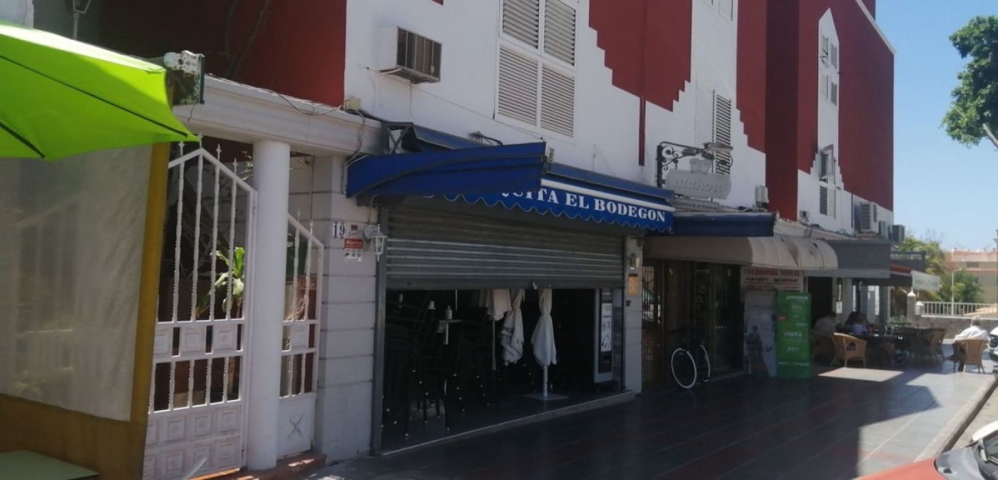 Kaupallinen myytävänä paikassa San Bartolome de Tirajana - 149 000 € (Ref: 9119182)