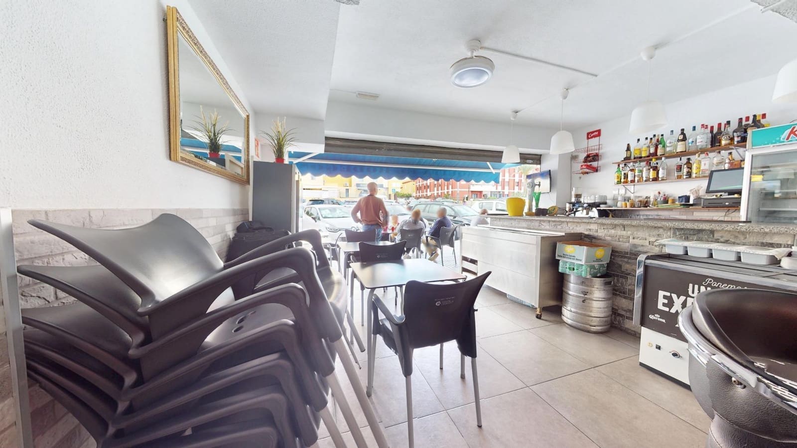 Kaupallinen myytävänä paikassa San Bartolome de Tirajana - 149 000 € (Ref: 9119182)