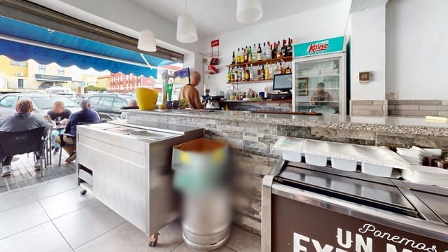 Commercial for sale in San Bartolomé de Tirajana - € 149,000 (Ref: 9119182)