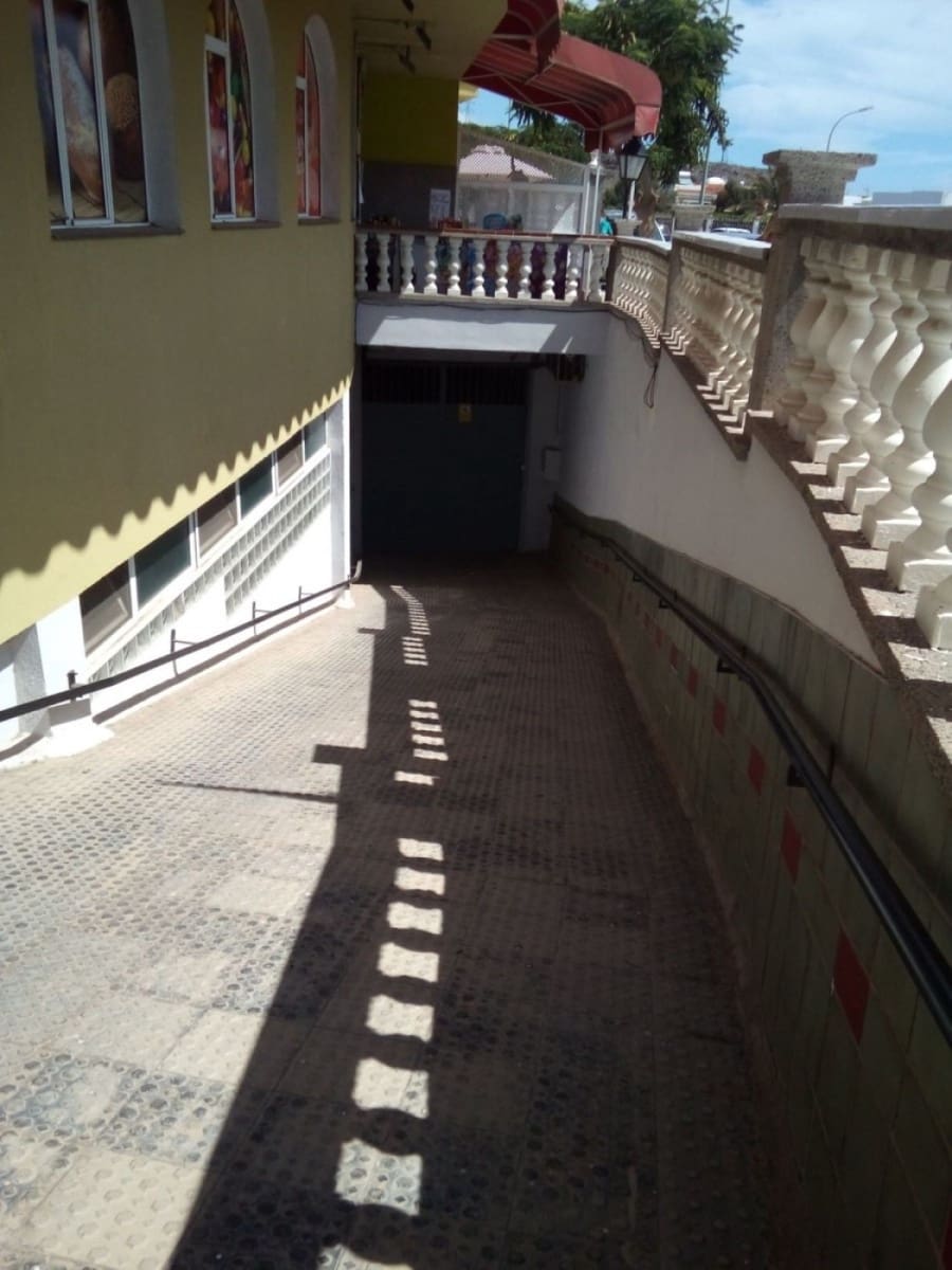 Erhverv til salg i San Bartolome de Tirajana - € 350.000 (Ref: 9119184)