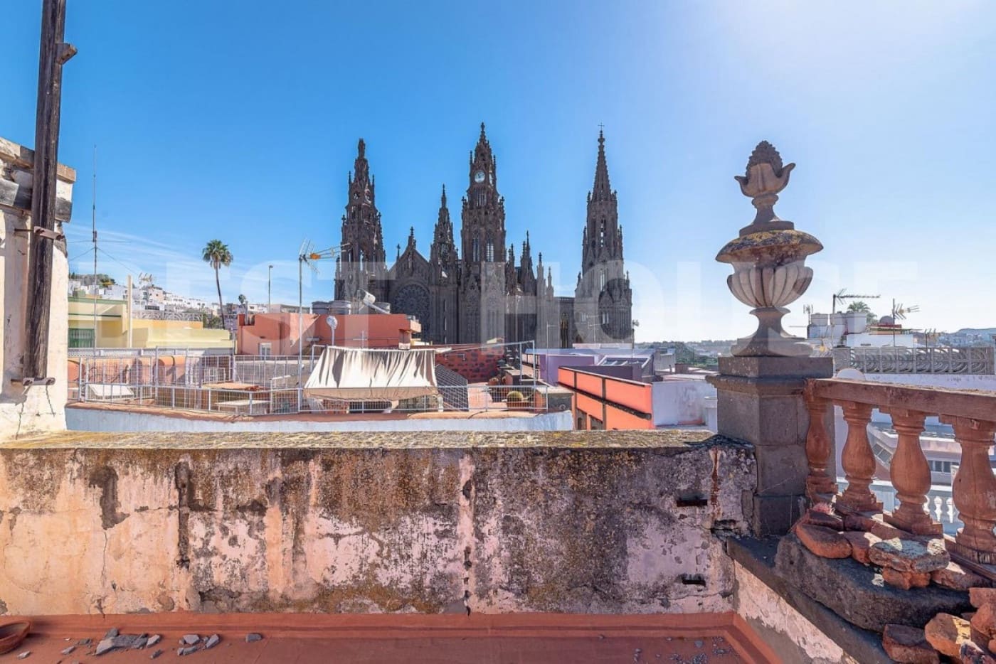 Byhus til salg i Arucas - € 526.000 (Ref: 9119185)