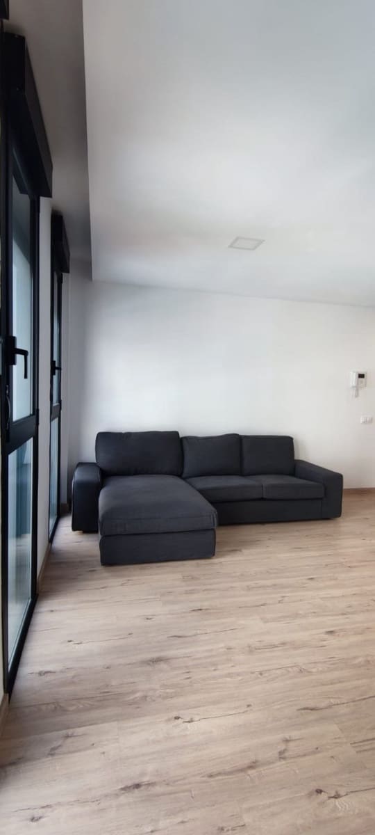 1 soverom Leilighet til leie i Las Palmas de Gran Canaria - € 900 (Ref: 9119188)