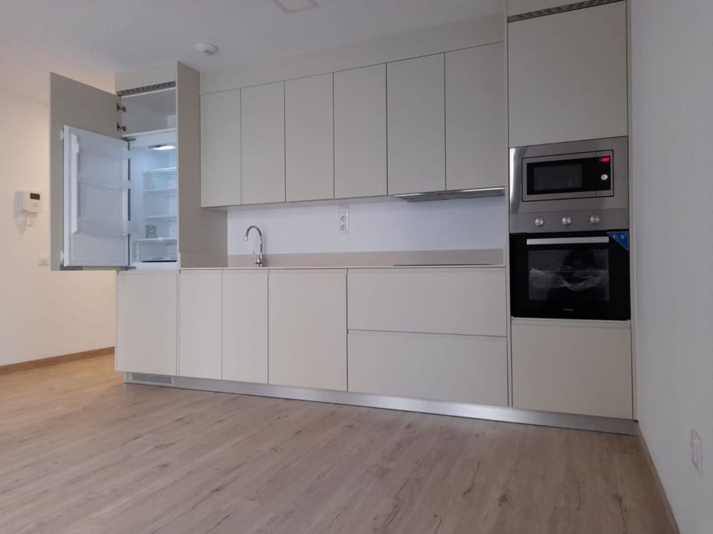 1 soverom Leilighet til leie i Las Palmas de Gran Canaria - € 900 (Ref: 9119188)