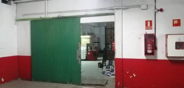 Commercial for sale in Playa del Inglés, San Bartolomé de Tirajana - € 400,000 (Ref: 9119190)