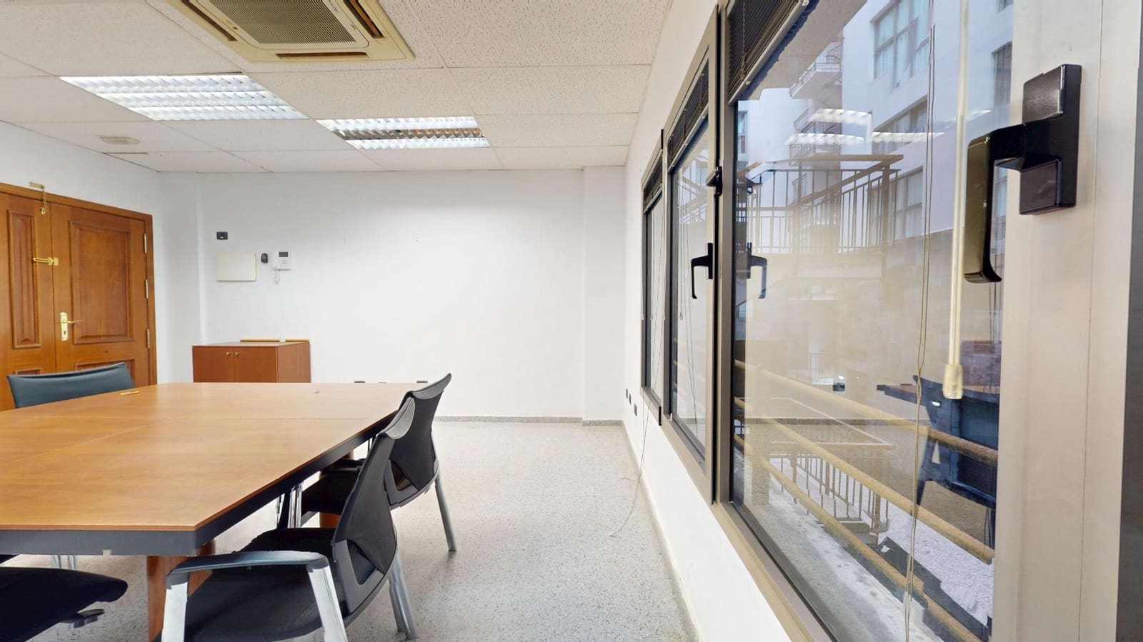 Kontor til salg i Las Palmas de Gran Canaria - € 120.000 (Ref: 9119197)