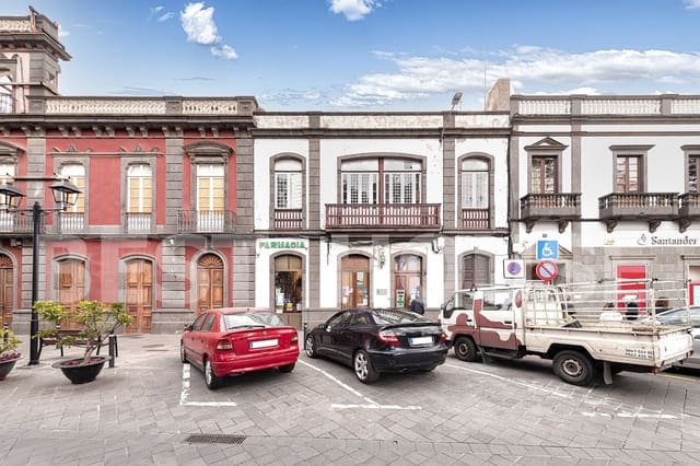 5 soveværelse Byhus til salg i Arucas - € 395.000 (Ref: 9119199)
