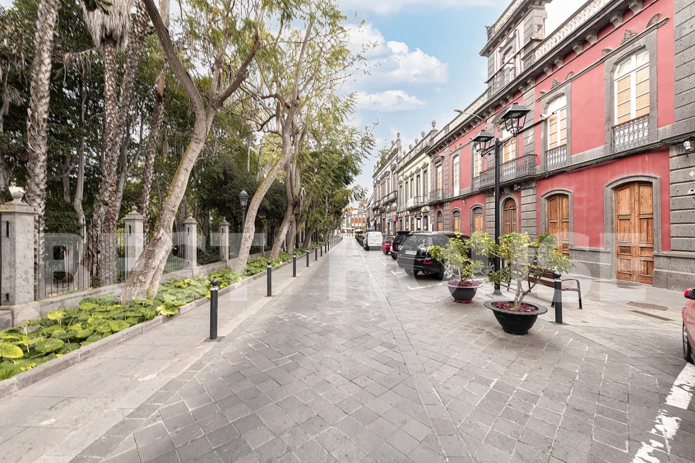 5 soveværelse Byhus til salg i Arucas - € 395.000 (Ref: 9119199)