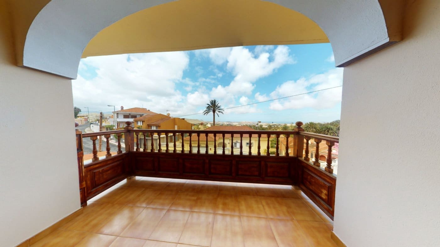 7 soveværelse Villa til salg i Las Palmas de Gran Canaria - € 735.000 (Ref: 9119202)