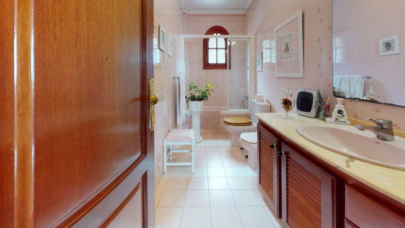 7 soveværelse Villa til salg i Las Palmas de Gran Canaria - € 735.000 (Ref: 9119202)