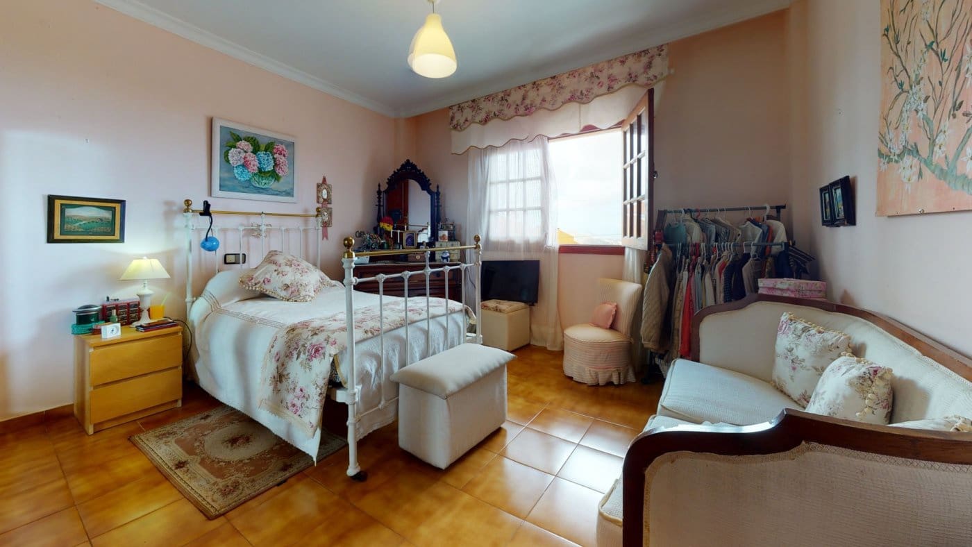 7 soveværelse Villa til salg i Las Palmas de Gran Canaria - € 735.000 (Ref: 9119202)