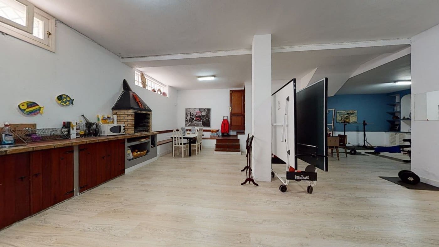 7 soveværelse Villa til salg i Las Palmas de Gran Canaria - € 735.000 (Ref: 9119202)