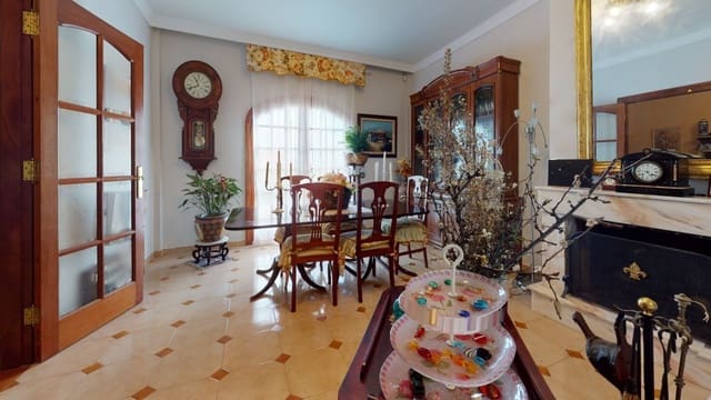 7 soverom Villa til salgs i Tafira, Las Palmas de Gran Canaria - € 735 000 (Ref: 9119202)