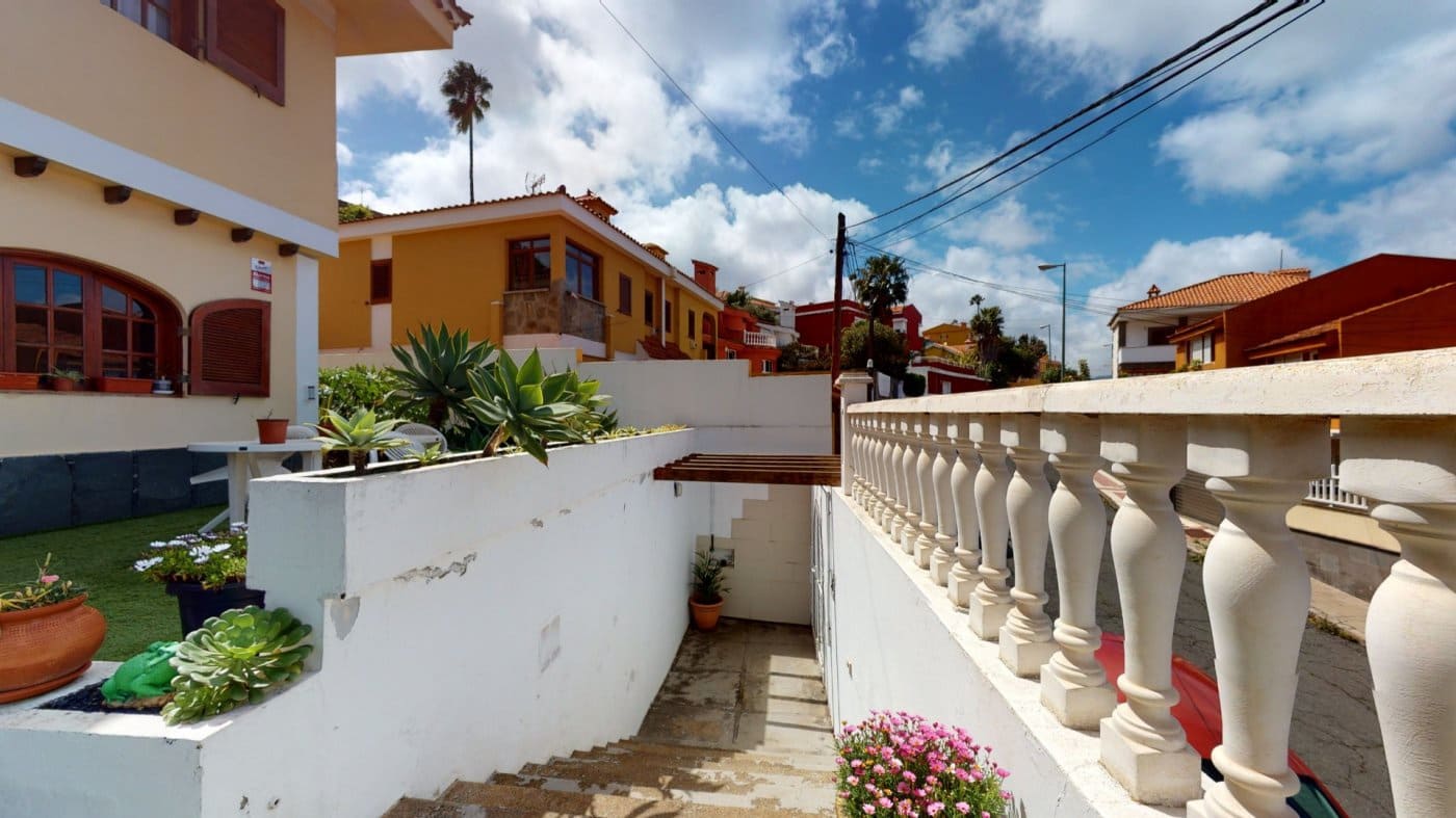 7 soveværelse Villa til salg i Las Palmas de Gran Canaria - € 735.000 (Ref: 9119202)