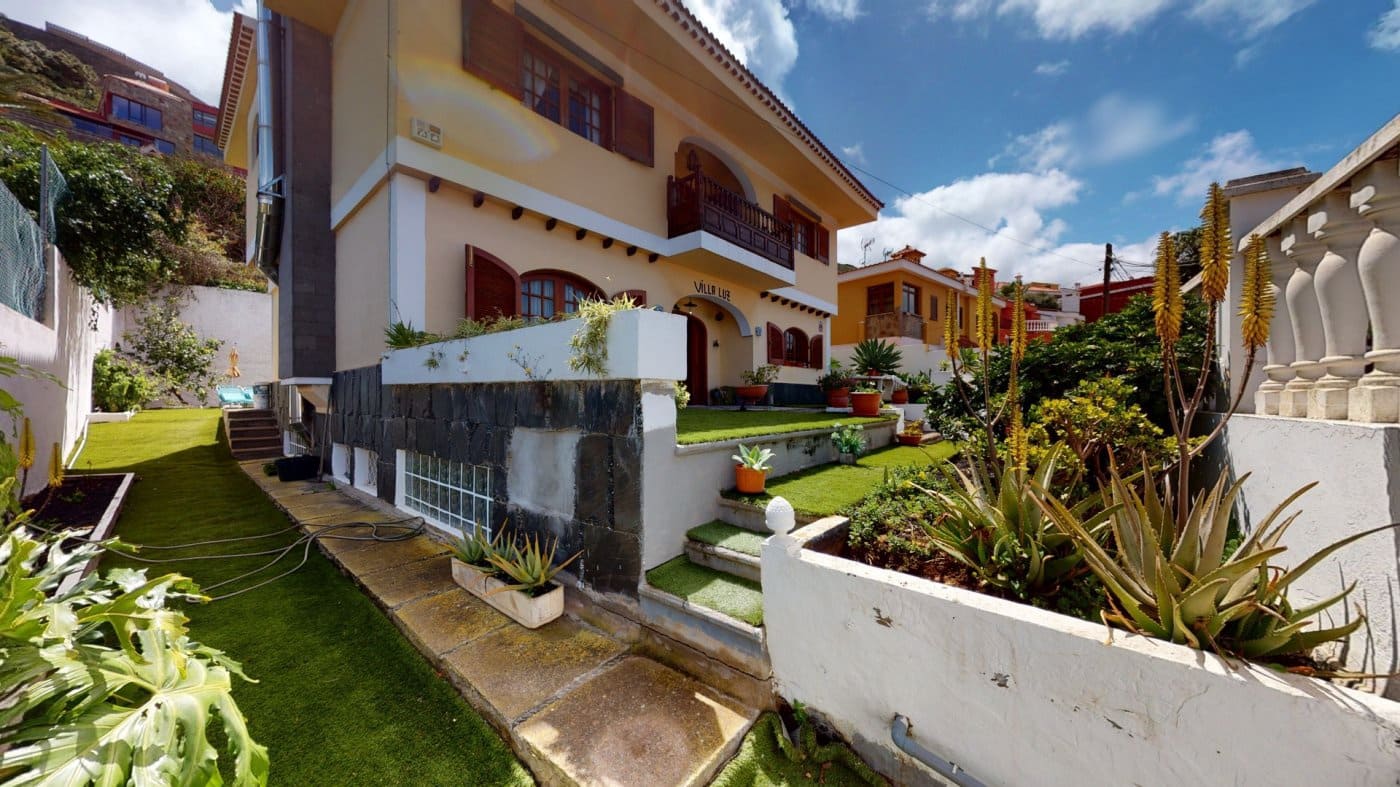 7 soveværelse Villa til salg i Las Palmas de Gran Canaria - € 735.000 (Ref: 9119202)