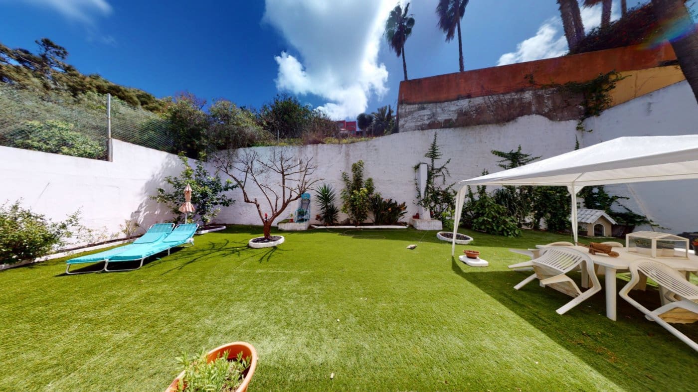 7 soveværelse Villa til salg i Las Palmas de Gran Canaria - € 735.000 (Ref: 9119202)