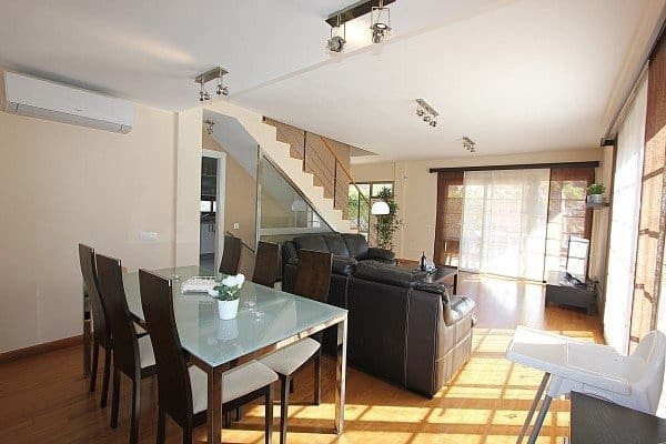 4 soveværelse Villa til salg i Tauro med swimmingpool garage - € 765.000 (Ref: 9119203)