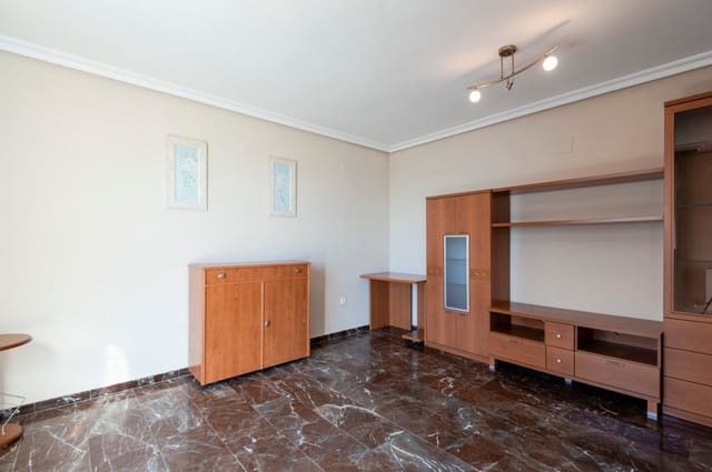 3 soveværelse Lejlighed til salg i Jaén by - € 180.000 (Ref: 9119217)