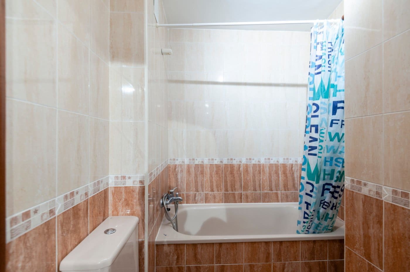 3 soveværelse Lejlighed til salg i Jaen by - € 180.000 (Ref: 9119217)