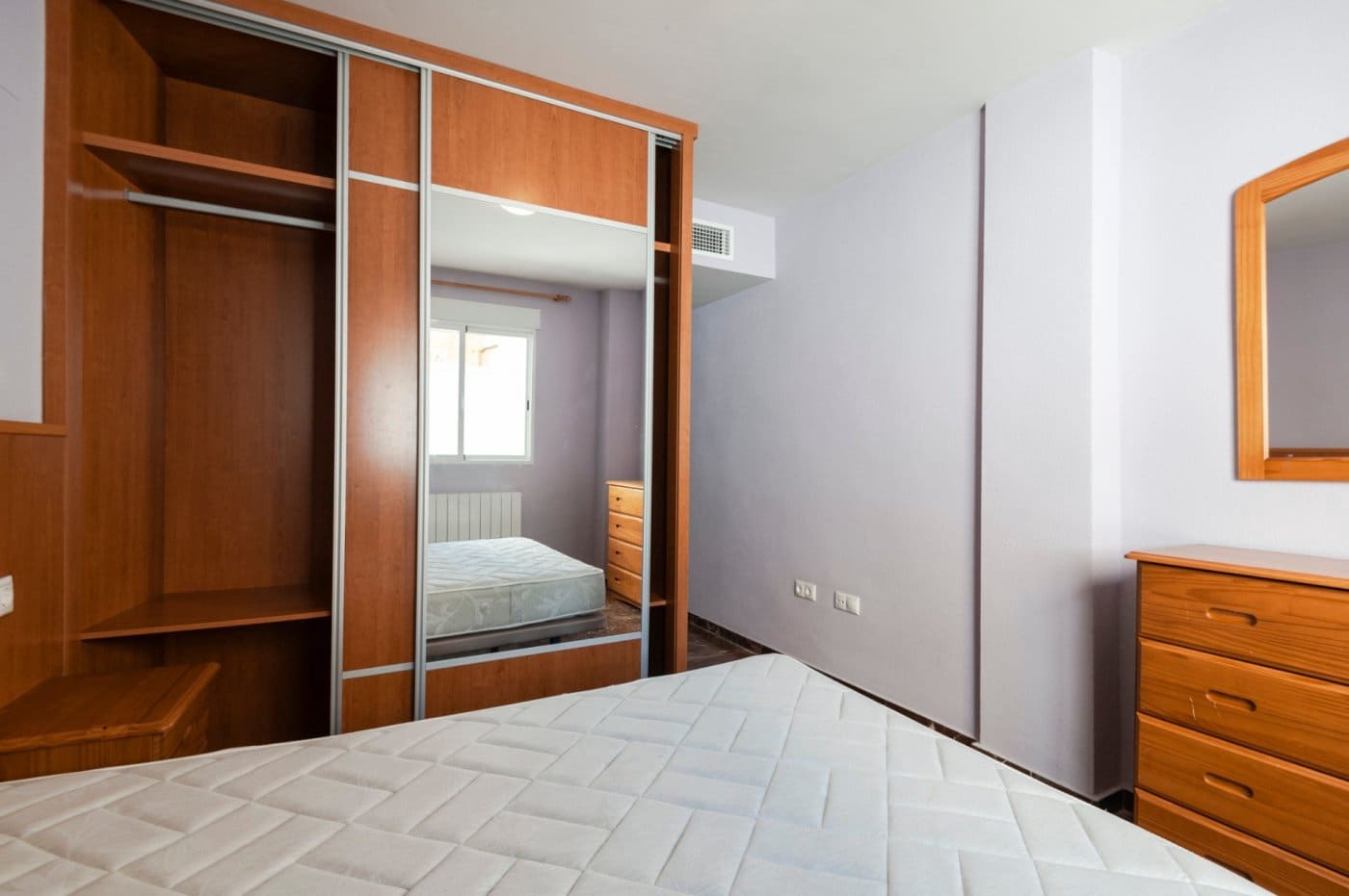 3 soveværelse Lejlighed til salg i Jaen by - € 180.000 (Ref: 9119217)