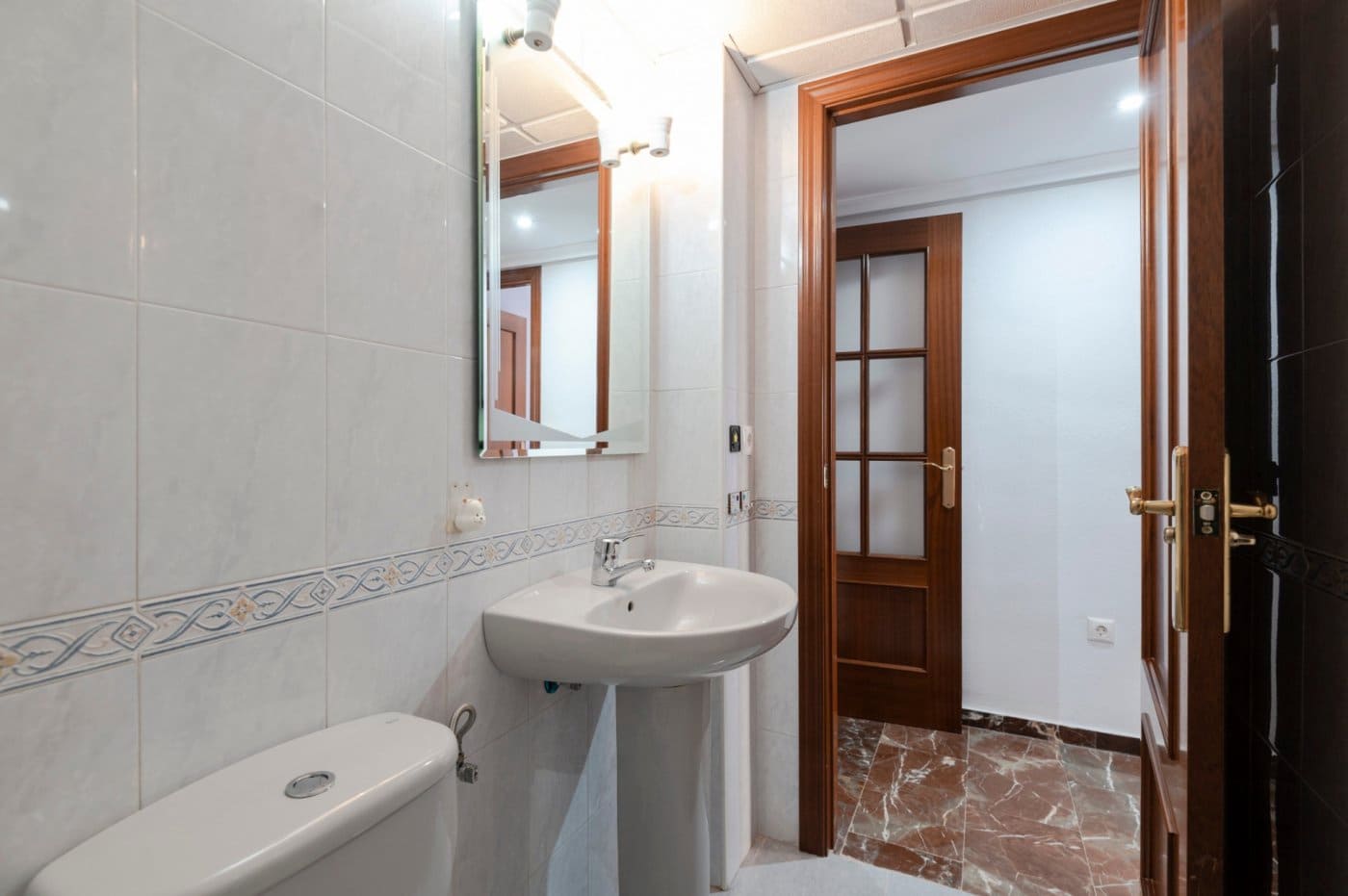 3 soveværelse Lejlighed til salg i Jaen by - € 180.000 (Ref: 9119217)