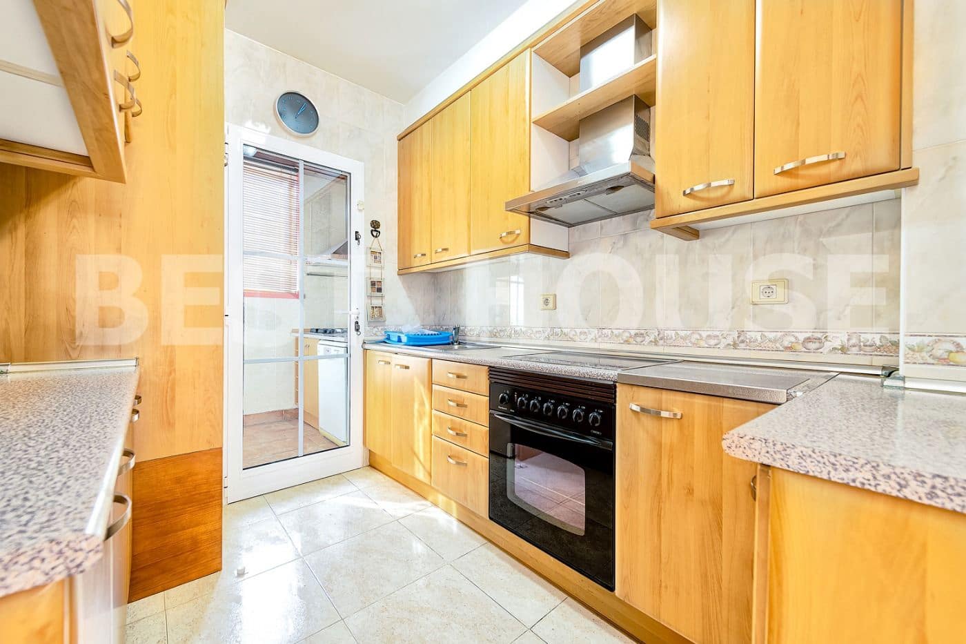 4 soveværelse Byhus til salg i Mogan med garage - € 490.000 (Ref: 9119219)