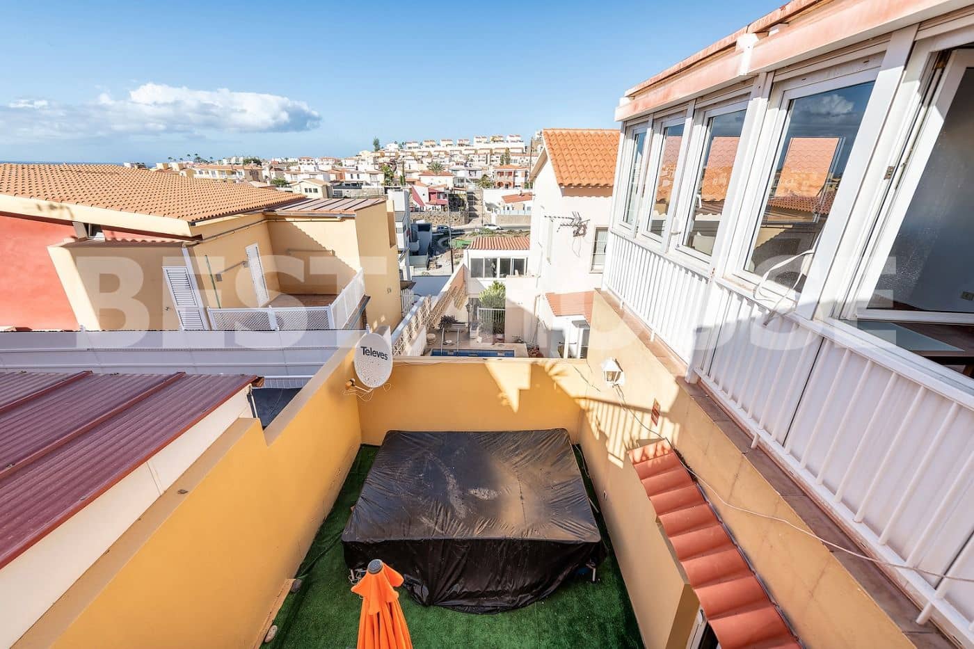 4 soveværelse Byhus til salg i Mogan med garage - € 490.000 (Ref: 9119219)