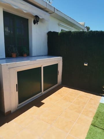 2 bedroom Bungalow for rent in Maspalomas, San Bartolomé de Tirajana with pool - € 1,200 (Ref: 9119223)