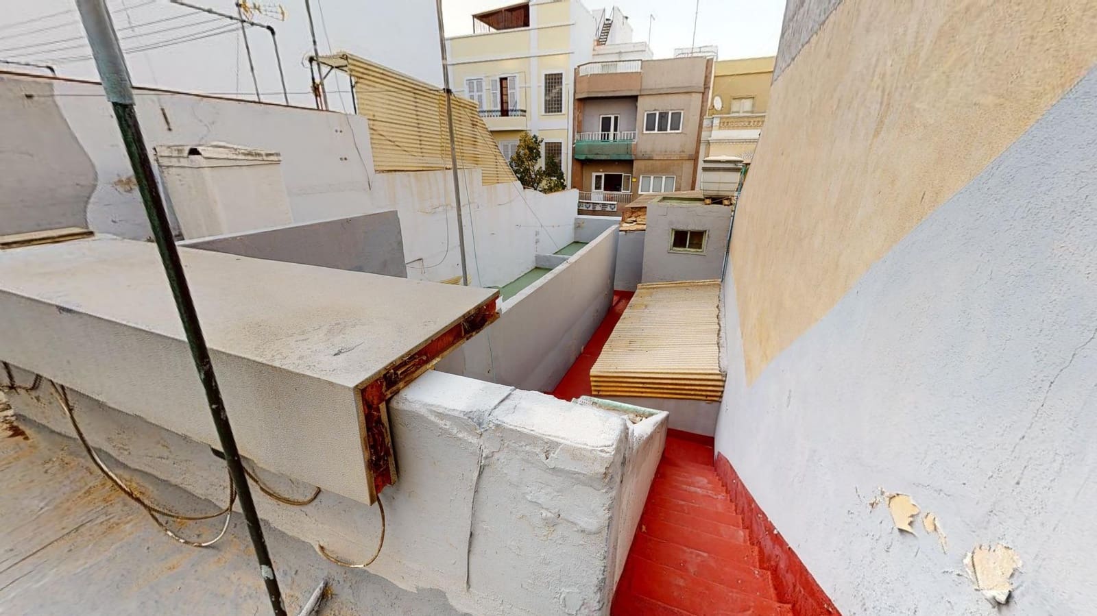 Ruin til salg i Las Palmas de Gran Canaria - € 372.000 (Ref: 9119225)