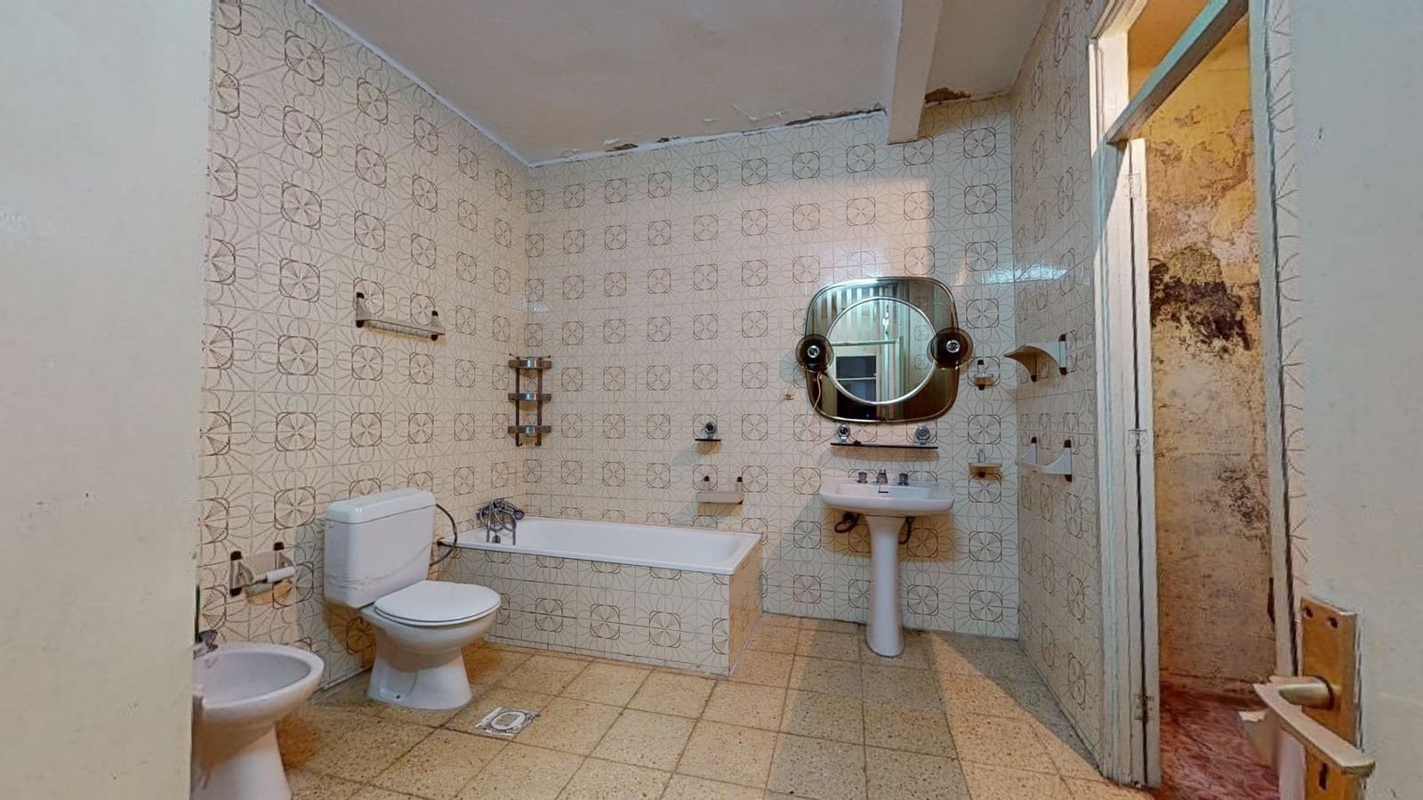 Ruin til salg i Las Palmas de Gran Canaria - € 372.000 (Ref: 9119225)