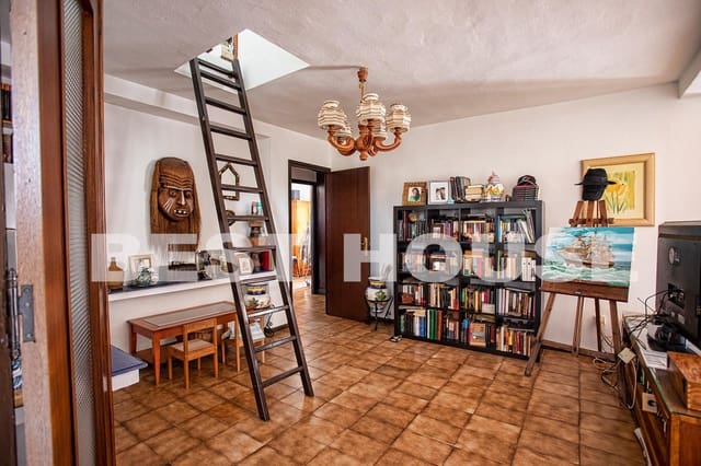 10 soveværelse Villa til salg i Matalascañas, Almonte med garage - € 425.000 (Ref: 9119228)