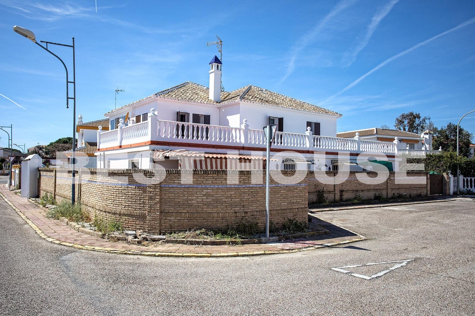 10 camera da letto Villa in vendita in Matalascanas con garage - 425.000 € (Rif: 9119228)