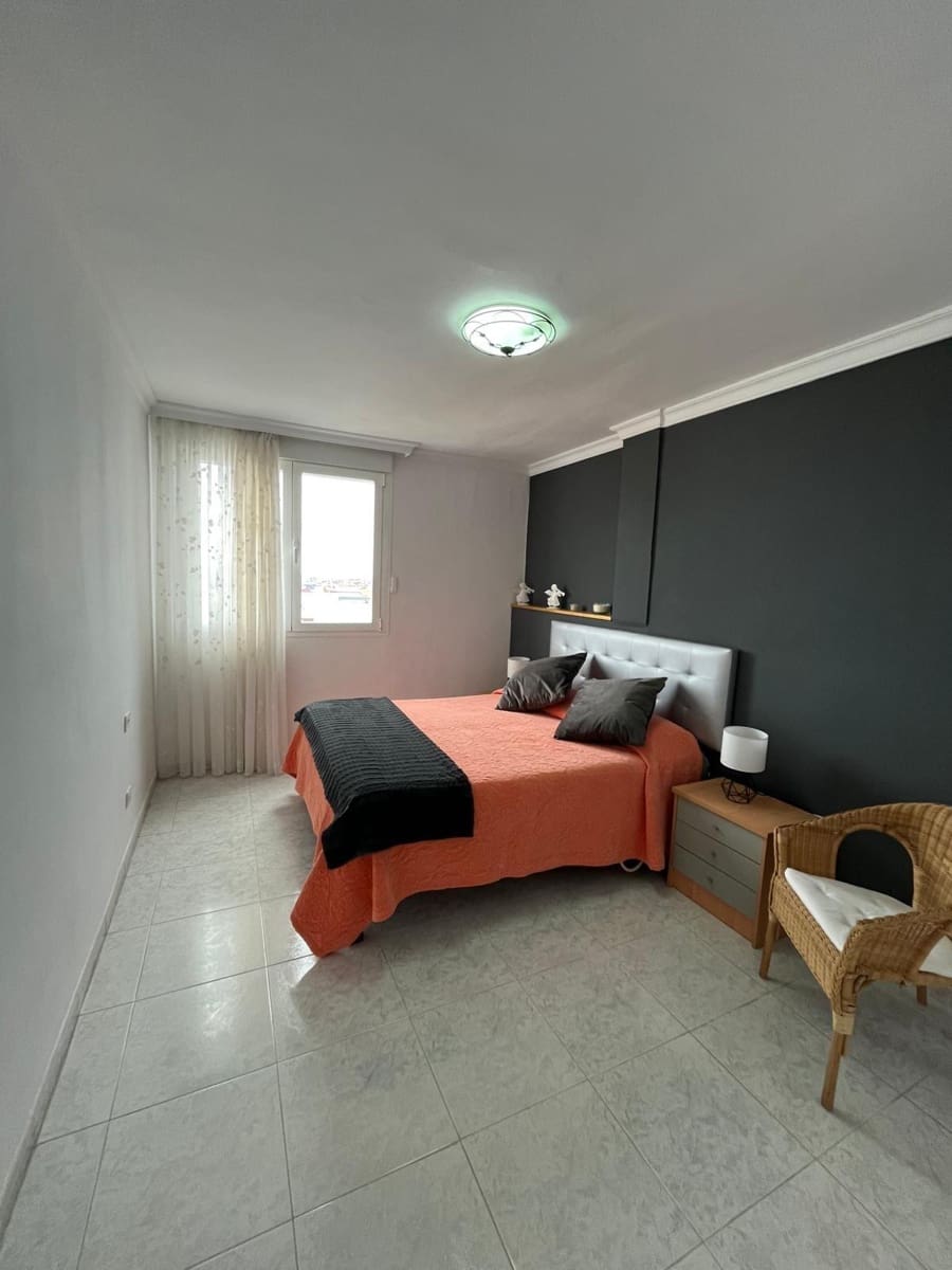 2 soveværelse Lejlighed til leje i Las Palmas de Gran Canaria - € 1.500 (Ref: 9119230)