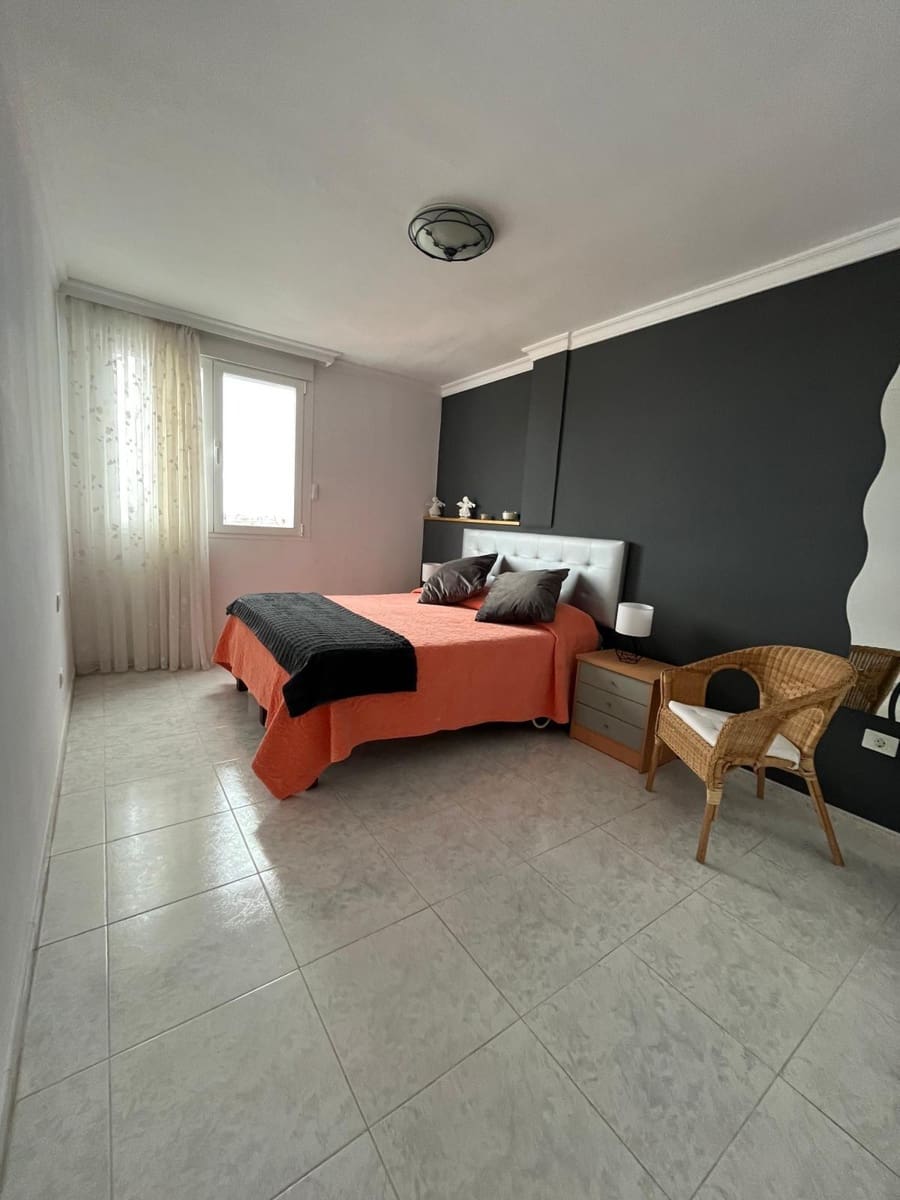 2 soveværelse Lejlighed til leje i Las Palmas de Gran Canaria - € 1.500 (Ref: 9119230)