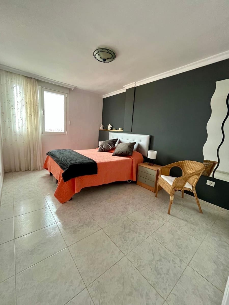2 soveværelse Lejlighed til leje i Las Palmas de Gran Canaria - € 1.500 (Ref: 9119230)